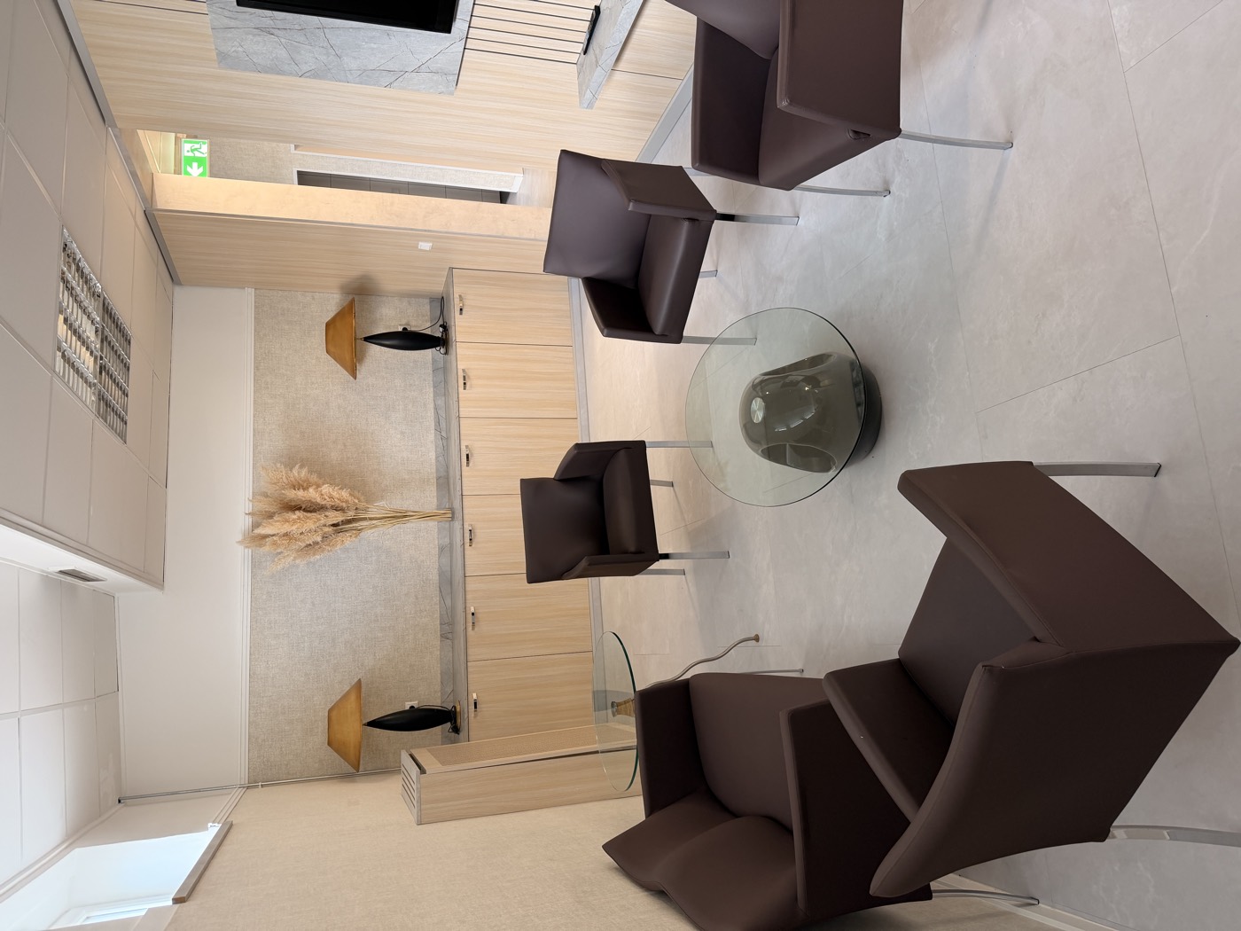 Wartebereich im Studio Langen (For You Aesthetic)